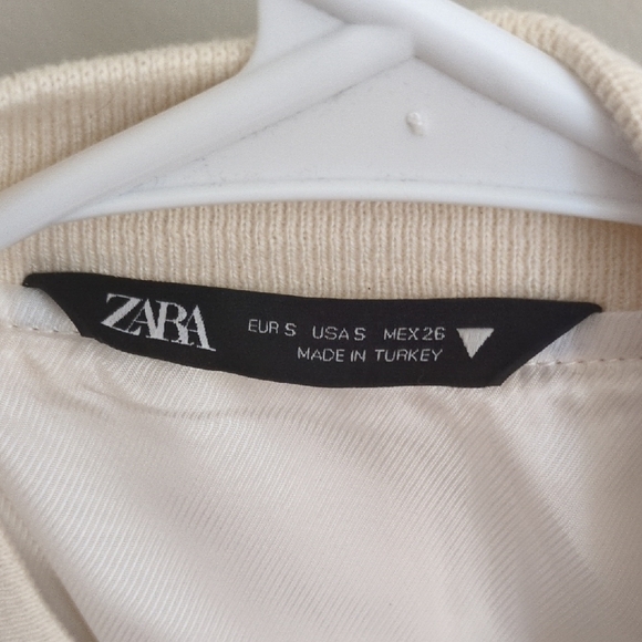 Zara Cream Textured Bomber Jacket - Picture 3 of 3